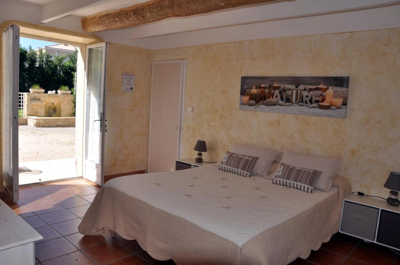 Le Mas Du Chat Bed and Breakfast Cavaillon Εξωτερικό φωτογραφία
